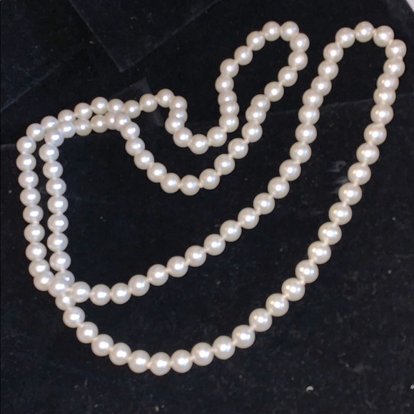 29 in Hand Knotted Strand of Faux Pearls- Vintage - Picture 1 of 5